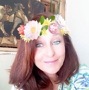 Meet your Posher, Suzanne